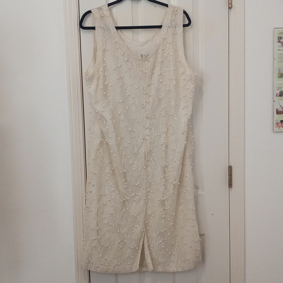 Cream color formal dress with lace, pearls and sequins 2X NWOT - Picture 9 of 11